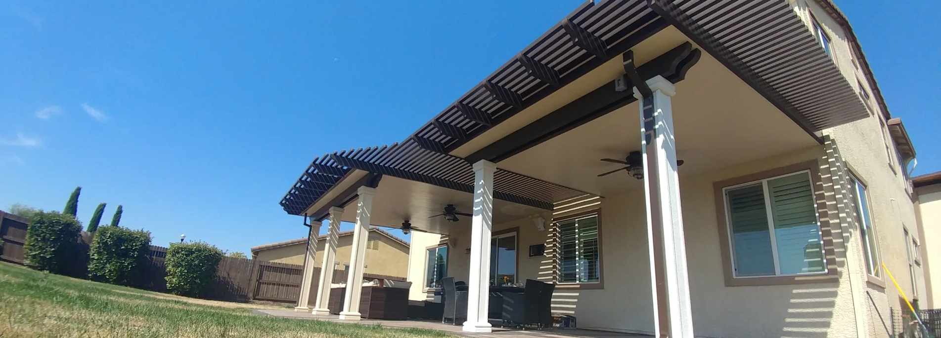 Aluminum patio cover Installer West Sacramento CA Solid Ceiling, Lattice tip or combination of patio covers available Patio cover design and installation in the Sacramento area